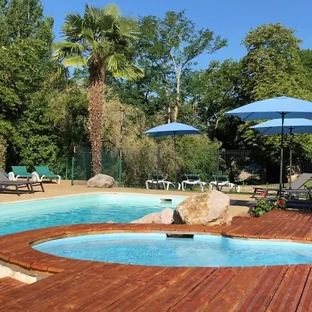 Domaine De Merlanes Kemping *