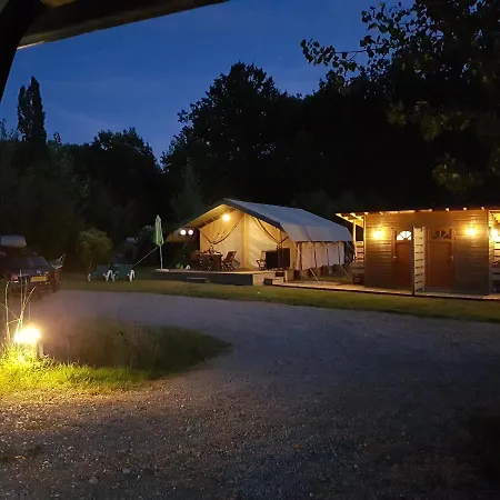 Kemping Domaine De Merlanes *
